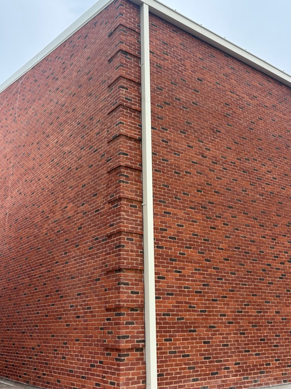Colonial Brick Wall - Clear